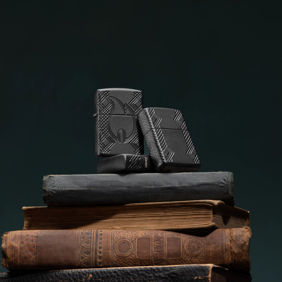 Zippo vžigalnik 46775 Zippo Flame, Armor