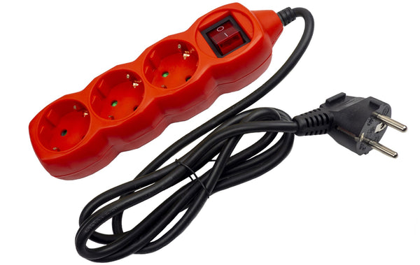 Entac ESEG3-1.5-SW-R Podaljšek 3 vtični s stikalom, 1,5m rdeč